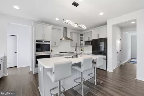Kitchen - 5707 Hawk Ridge Rd, Frederick, MD 21704 photo 3 of 5