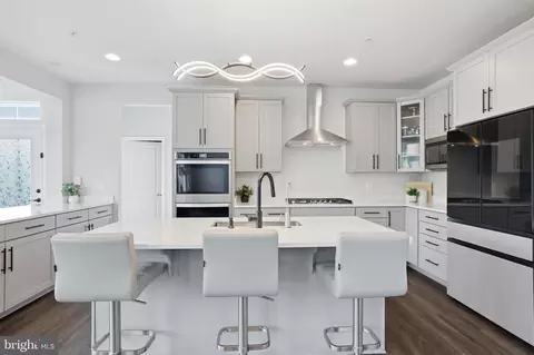 Kitchen - 5707 Hawk Ridge Rd, Frederick, MD 21704 photo 4 of 5