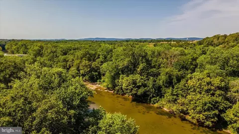 View/Area - 5707 Hawk Ridge Rd, Frederick, MD 21704 photo 12 of 15