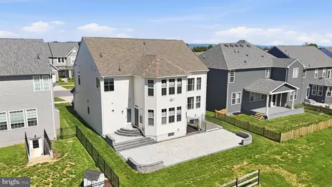 View/Area - 5707 Hawk Ridge Rd, Frederick, MD 21704 photo 2 of 15