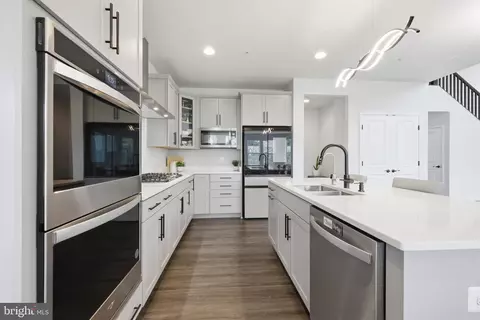 Kitchen - 5707 Hawk Ridge Rd, Frederick, MD 21704 photo 5 of 5
