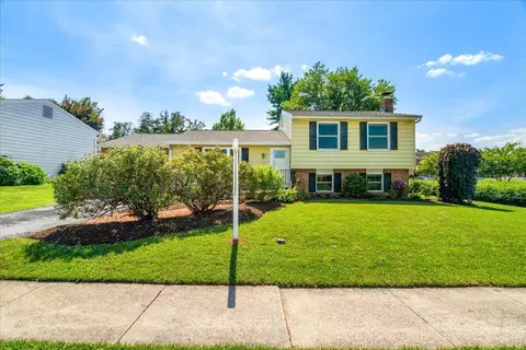 11 Chapel Pl, Walkersville, MD 21793