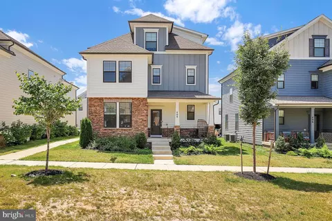 Exterior - 408 Constellation Ln, Frederick, MD 21701 photo 3 of 5