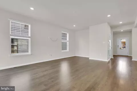 Living - 408 Constellation Ln, Frederick, MD 21701 photo 2 of 7