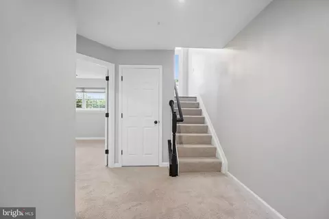Entry Way - 6208 Cliffside Ter, Frederick, MD 21701 photo 7 of 9