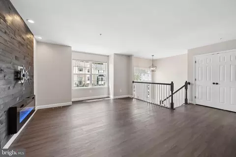 Living - 6208 Cliffside Ter, Frederick, MD 21701 photo 3 of 12
