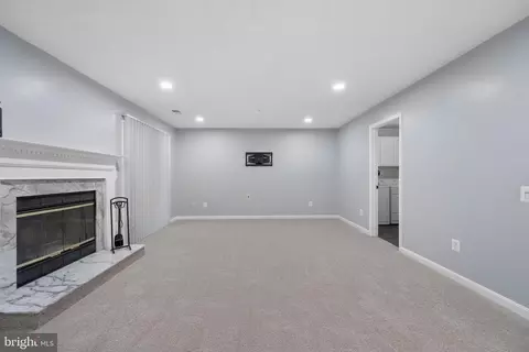 Living - 6208 Cliffside Ter, Frederick, MD 21701 photo 10 of 12