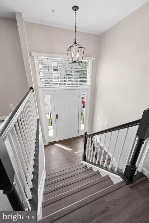 Entry Way - 6208 Cliffside Ter, Frederick, MD 21701 photo 2 of 9