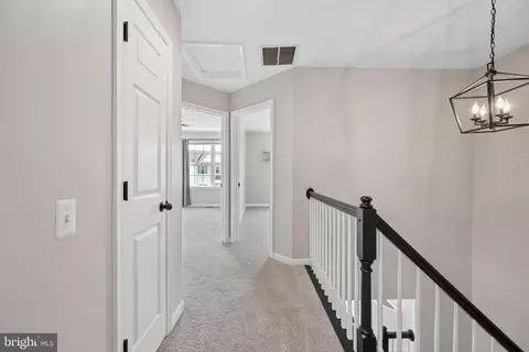 Entry Way - 6208 Cliffside Ter, Frederick, MD 21701 photo 6 of 9