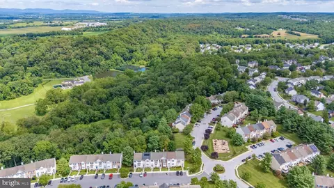 View/Area - 6208 Cliffside Ter, Frederick, MD 21701 photo 2 of 2