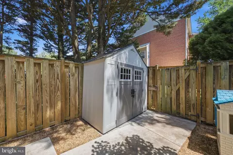 Exterior - 1554 Dockside Dr, Frederick, MD 21701 photo 5 of 6