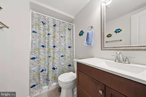 Bath - 1554 Dockside Dr, Frederick, MD 21701 photo 3 of 3