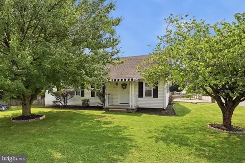 331 N Church St N, Thurmont, MD 21788