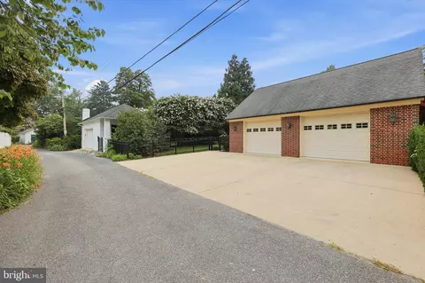 Exterior - 310 Upper College Ter, Frederick, MD 21701 photo 14 of 23