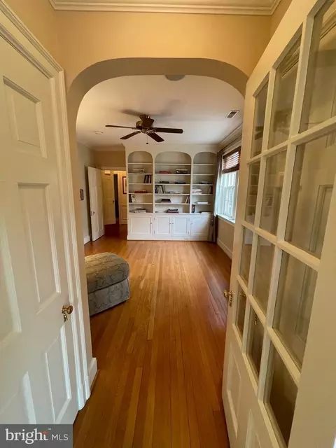 Entry Way - 310 Upper College Ter, Frederick, MD 21701 photo 17 of 24
