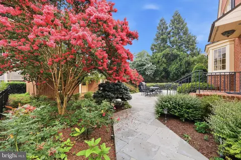 Exterior - 310 Upper College Ter, Frederick, MD 21701 photo 11 of 23