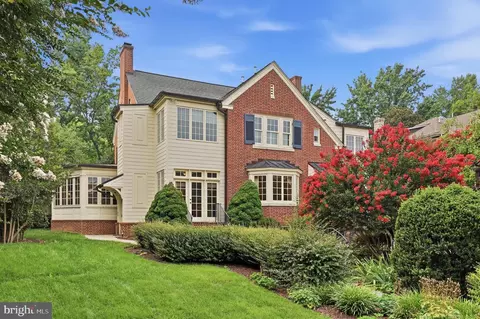 Exterior - 310 Upper College Ter, Frederick, MD 21701 photo 5 of 23