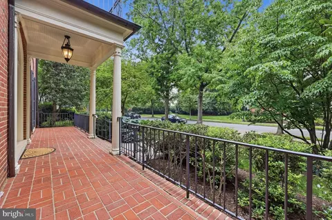 Exterior - 310 Upper College Ter, Frederick, MD 21701 photo 16 of 23