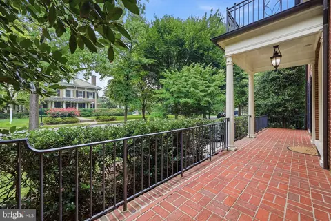 Exterior - 310 Upper College Ter, Frederick, MD 21701 photo 15 of 23