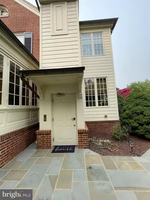 Exterior - 310 Upper College Ter, Frederick, MD 21701 photo 21 of 23