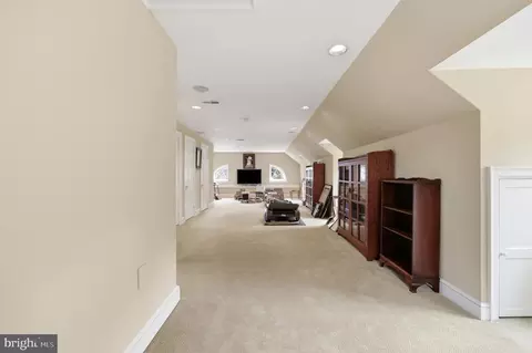 Entry Way - 310 Upper College Ter, Frederick, MD 21701 photo 14 of 24
