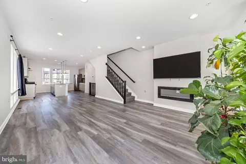 Entry Way - 1403 Bexley Way, Frederick, MD 21701 photo 6 of 10