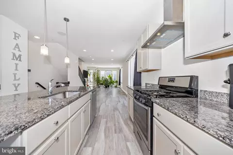 Entry Way - 1403 Bexley Way, Frederick, MD 21701 photo 5 of 10