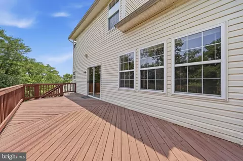 Exterior - 814 Fifth Ave, Brunswick, MD 21716 photo 12 of 15
