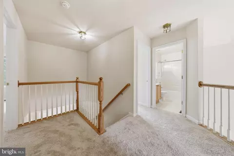 Entry Way - 814 Fifth Ave, Brunswick, MD 21716 photo 6 of 12