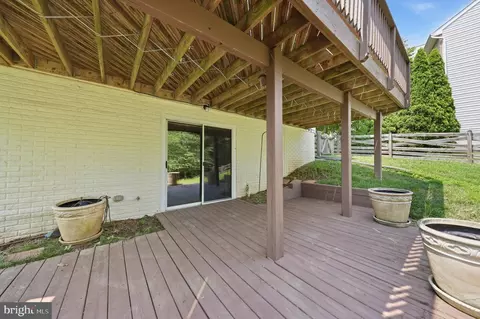 Exterior - 814 Fifth Ave, Brunswick, MD 21716 photo 13 of 15