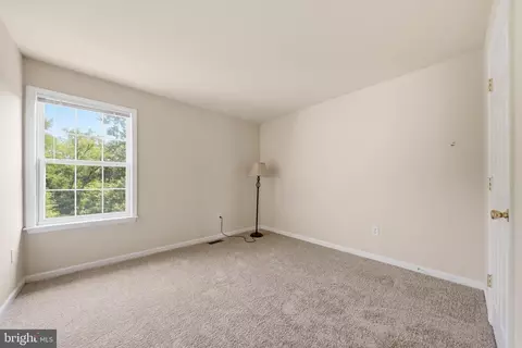 Bedroom - 814 Fifth Ave, Brunswick, MD 21716 photo 5 of 6
