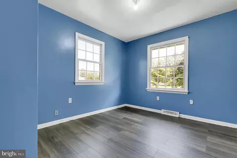 Bedroom - 6621 Willis Ln, Frederick, MD 21702 photo 2 of 4
