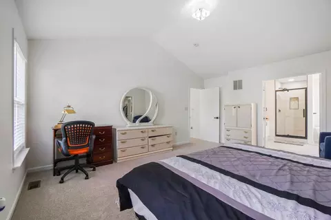 Bedroom - 90 Howard Ct, Frederick, MD 21702 photo 2 of 9