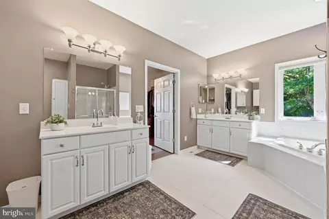 Bath - 12245 Warner Rd, Keymar, MD 21757 photo 4 of 5