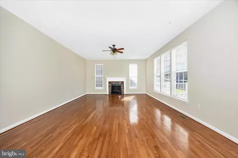 Living - 1920 Moran Dr, Frederick, MD 21702 photo 5 of 8