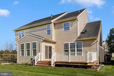 Exterior - 1920 Moran Dr, Frederick, MD 21702 photo 3 of 12