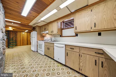 Kitchen - 5331 Gold Mine Rd, Frederick, MD 21703 photo 3 of 3