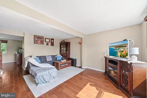 Living - 7037 Hames Ct, Frederick, MD 21703 photo 1 of 1