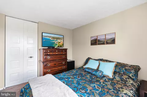 Bedroom - 7037 Hames Ct, Frederick, MD 21703 photo 6 of 6