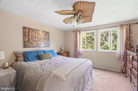 Bedroom - 7037 Hames Ct, Frederick, MD 21703 photo 3 of 6