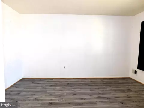 Living - 5603 Honeysuckle Ct, Frederick, MD 21703 photo 11 of 11
