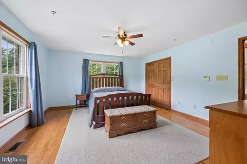 Bedroom - 11505 Old Annapolis Rd, Frederick, MD 21701 photo 4 of 5