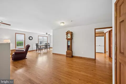 Living - 11505 Old Annapolis Rd, Frederick, MD 21701 photo 7 of 7