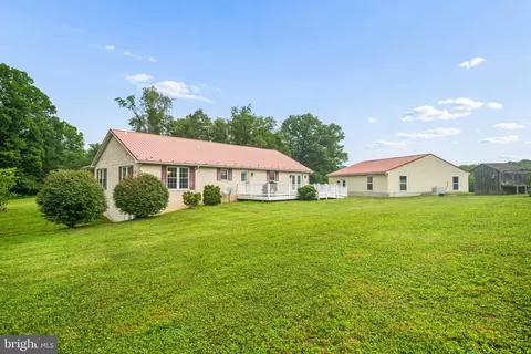 Exterior - 11505 Old Annapolis Rd, Frederick, MD 21701 photo 2 of 6