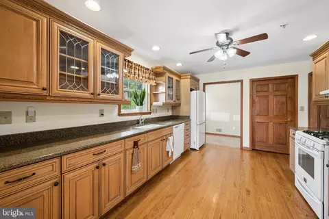 Kitchen - 11505 Old Annapolis Rd, Frederick, MD 21701 photo 1 of 2