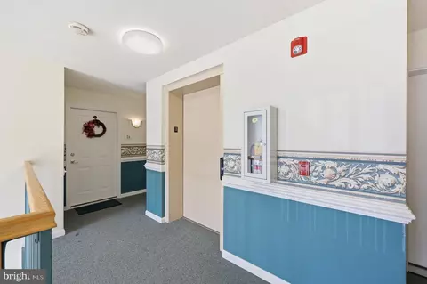 Entry Way - 2501 Coleridge Dr, Frederick, MD 21702 photo 8 of 11