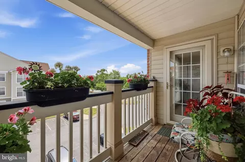 Exterior - 2501 Coleridge Dr, Frederick, MD 21702 photo 3 of 8