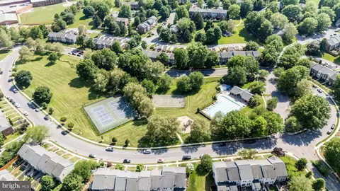View/Area - 2501 Coleridge Dr, Frederick, MD 21702 photo 5 of 11