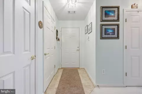Entry Way - 2501 Coleridge Dr, Frederick, MD 21702 photo 3 of 11