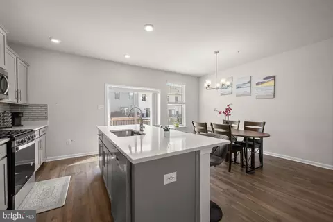 Entry Way - 434 Herringbone Way, Frederick, MD 21701 photo 14 of 19